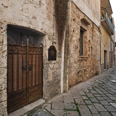 Corte Dei Tolomei *